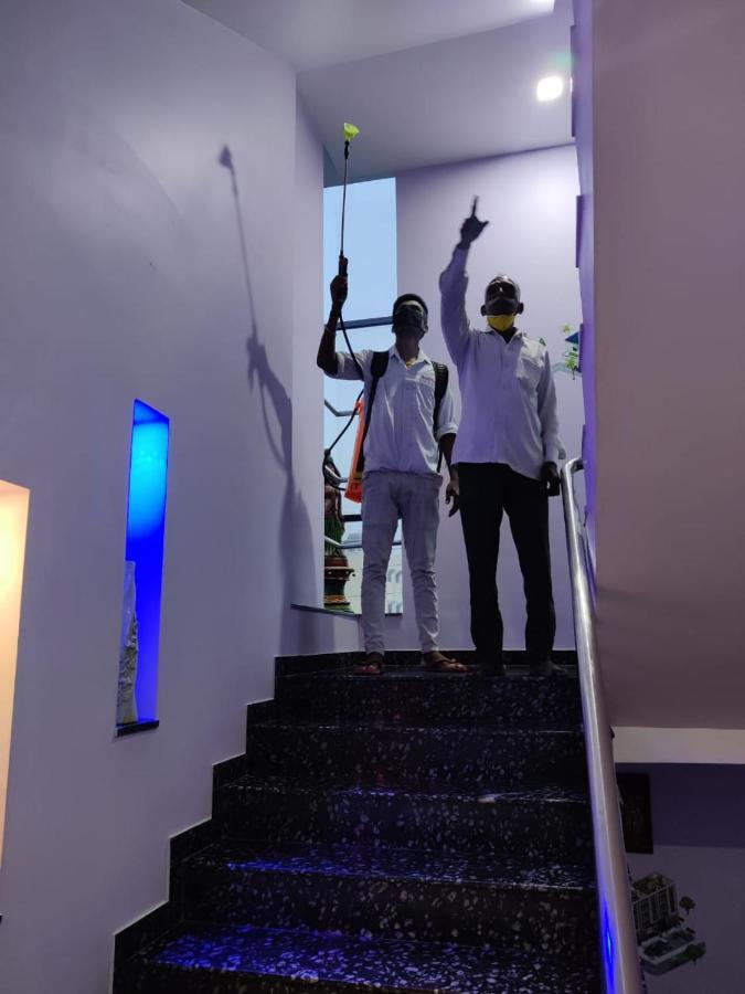 Hotel Sai Guest House ナーグプル エクステリア 写真